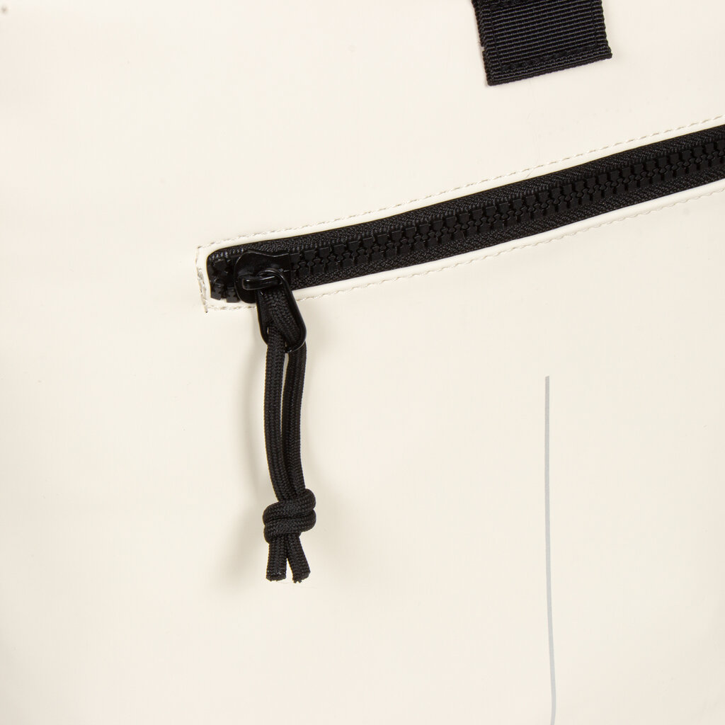 New Rebels New Rebels Mart New York Off Weiß 21L Rucksack Rolltop Wasserabweisend Laptop 15.6"