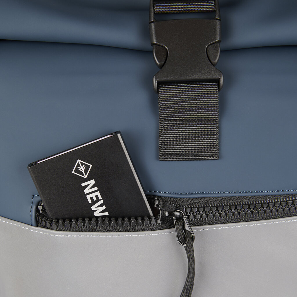 New Rebels New Rebels Bowie New York Navy 21L Backpack Rolltop Reflective Water Repellent Laptop 15.6"