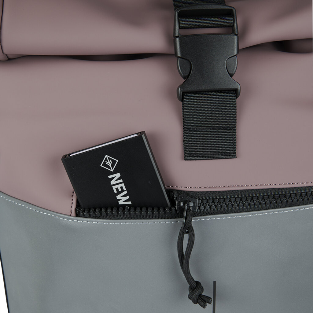 New Rebels New Rebels Bowie New York Oudpaars 21L Rugzak Rolltop Reflectie Waterafstotend Laptop 15.6"