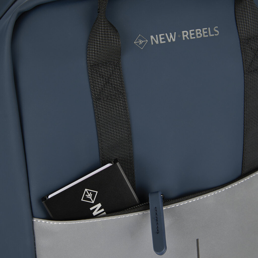 New Rebels New Rebels Bowie Cape Coral Navy 14L Rugzak Reflectie Waterafstotend Laptop 13"