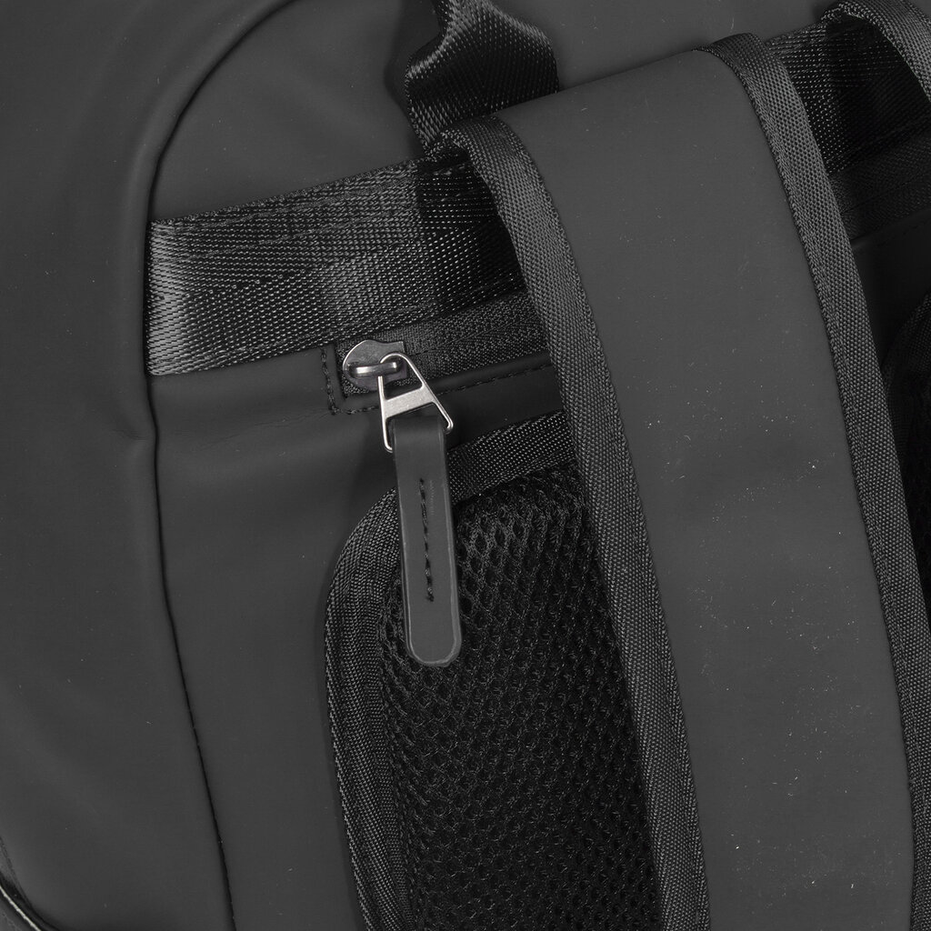 New Rebels New Rebels William Milwaukee Zwart 18L Rugzak Waterafstotend Laptop 15.6"