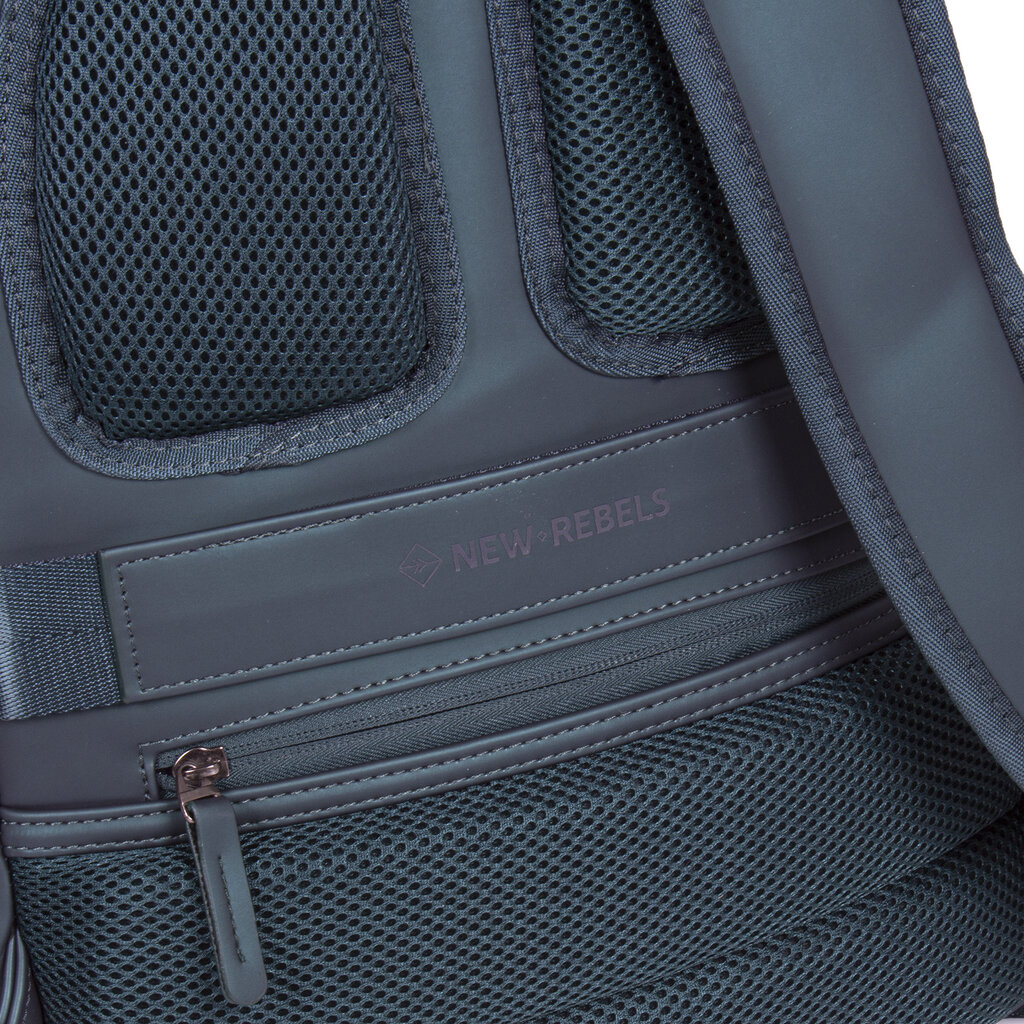 New Rebels New Rebels Harper Providence Dunkelgrün 12L Rucksack Wasserabweisend Laptop 11.6"