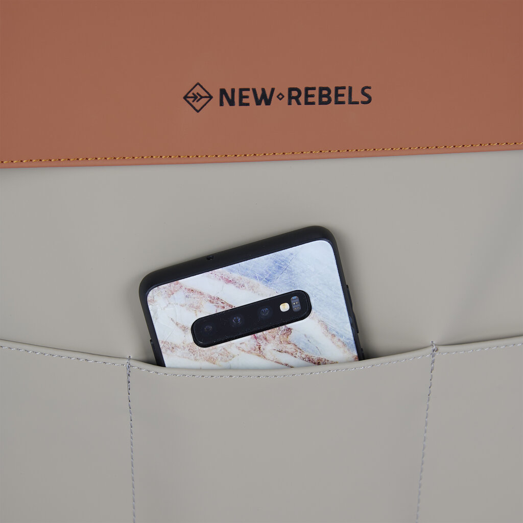 New Rebels New Rebels Fane Lincoln Orange 17L Rucksack mit Klappe Wasserabweisend Laptop 15.6"