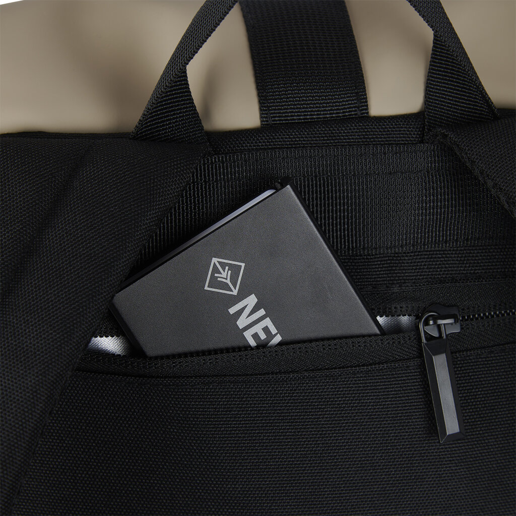 New Rebels New Rebels Fane Montgomery Oudpaars 15L Rolltop Rugzak Waterafstotend Laptop 15.6"