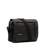 New Rebels New Rebels ® Heaven25 - Medium Schoudertas  A5 - Crossbodytas met flap - Zwart New Rebels New Rebels ® Heaven25 - Medium Schoudertas  A5 - Crossbodytas met flap - Zwart