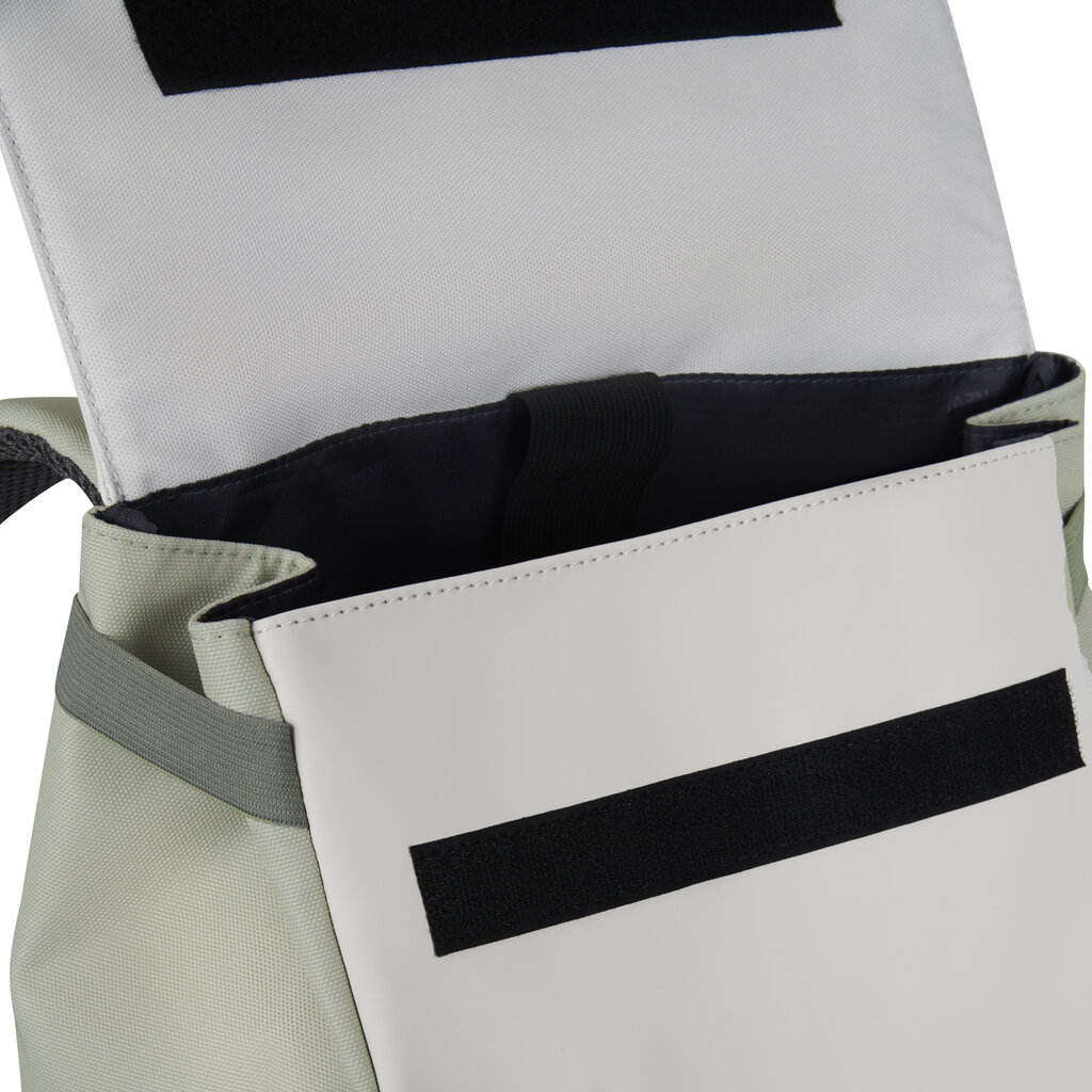 New Rebels New Rebels Ceres Dothan Lime Lichtgrijs 15L Rugtas met Flap Waterafstotend Laptop 15.6"