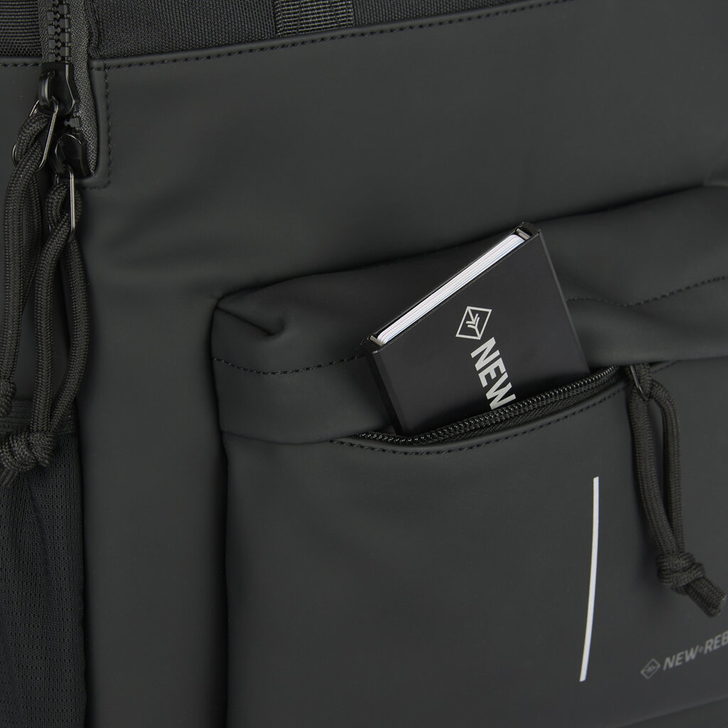 New Rebels New Rebels Bruce Chicago Schwarz 17L Rucksack Wasserabweisend Laptop 14"