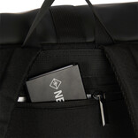 New Rebels New Rebels Omar Montgomery Zwart 15L Rolltop Rugzak Waterafstotend Laptop 15.6"