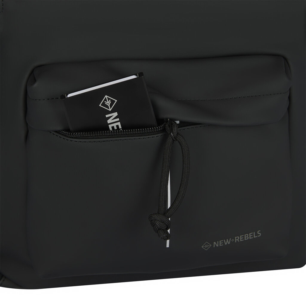 New Rebels New Rebels Backham Springfield Reflectie Zwart 16L Rugzak Waterafstotend Laptop 14"