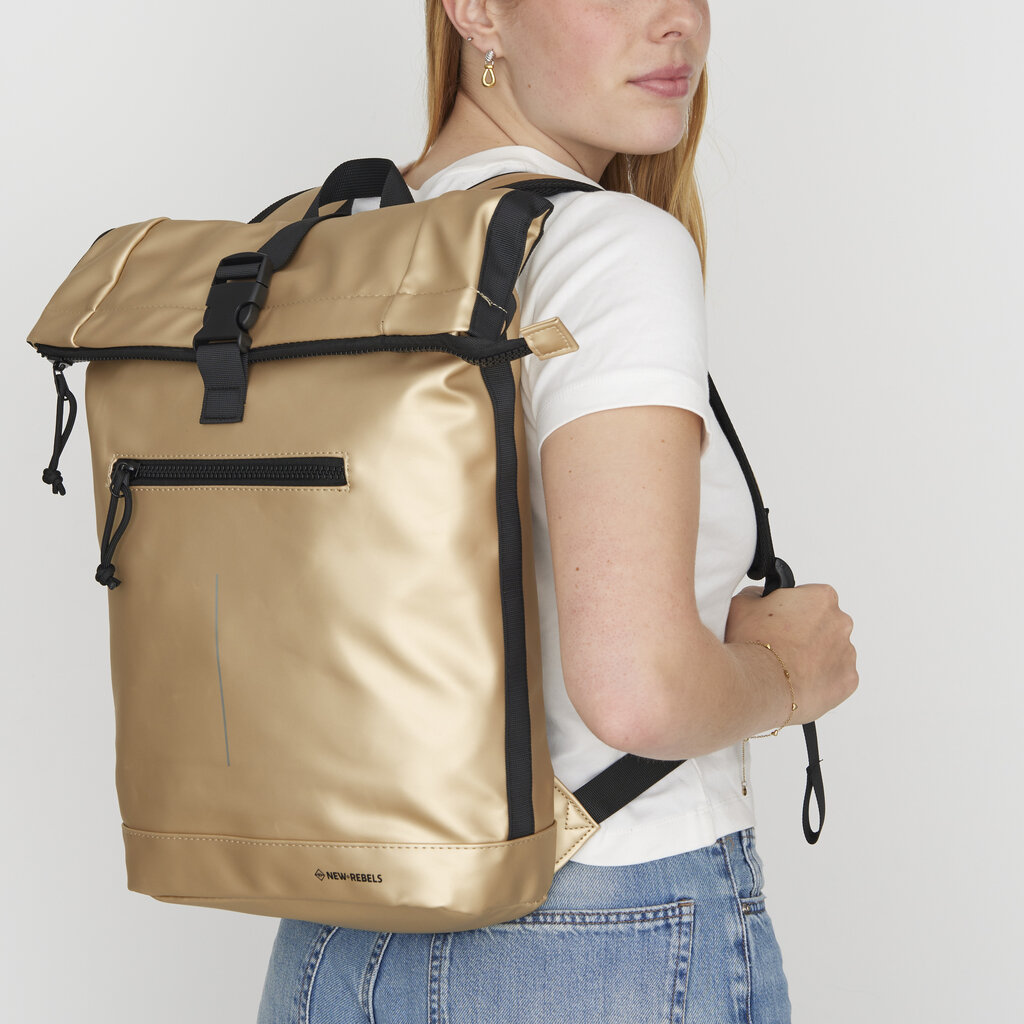 New Rebels New Rebels Mart New York Metallic Goud 21L Rugzak Rolltop Waterafstotend Laptop 15.6"