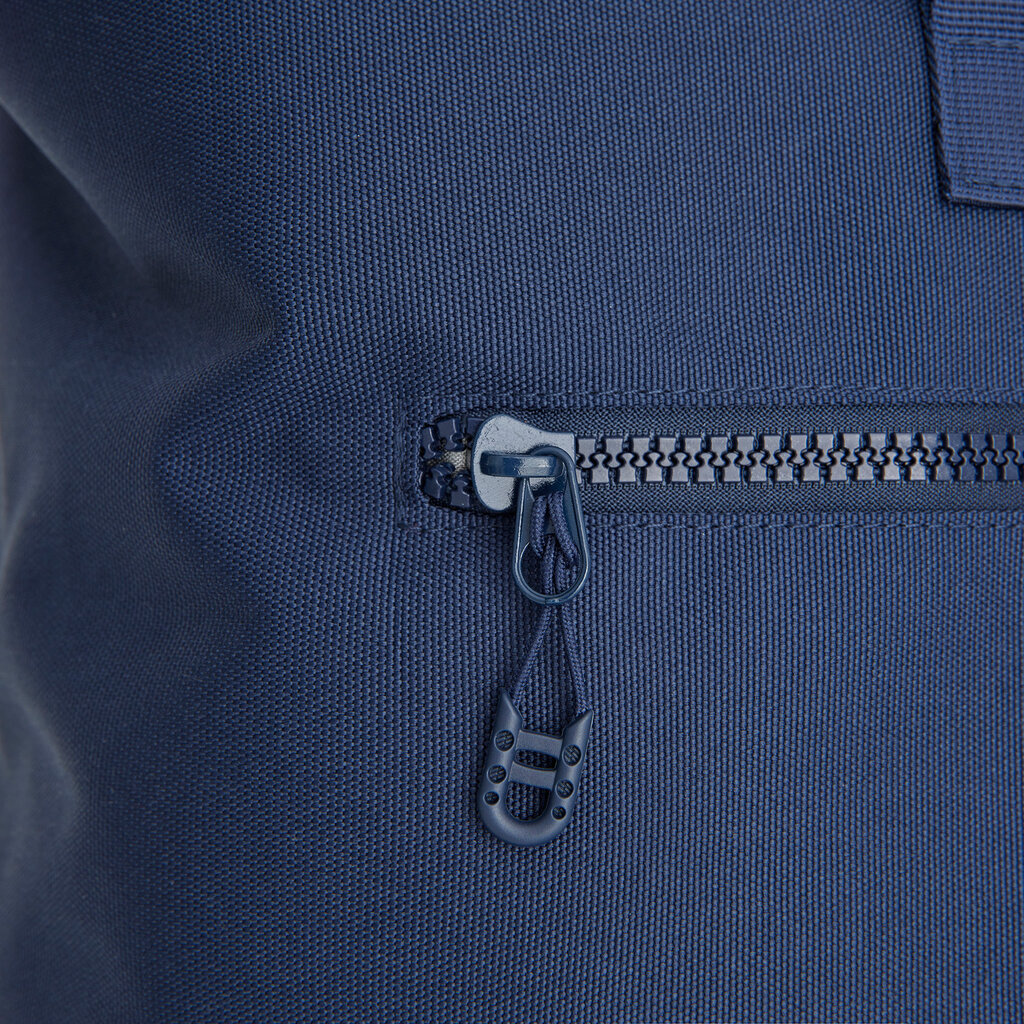 New Rebels New Rebels Valor New York Navy blauw 21L Rugtas Rolltop Waterafstotend Laptop 15.6"