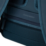 New Rebels New Rebels Jessi Easton Underseater Rugzak 17L Waterafstotend PU Handbagage 40x30x20 Airline Tas 15.6 inch Laptopvak Navy