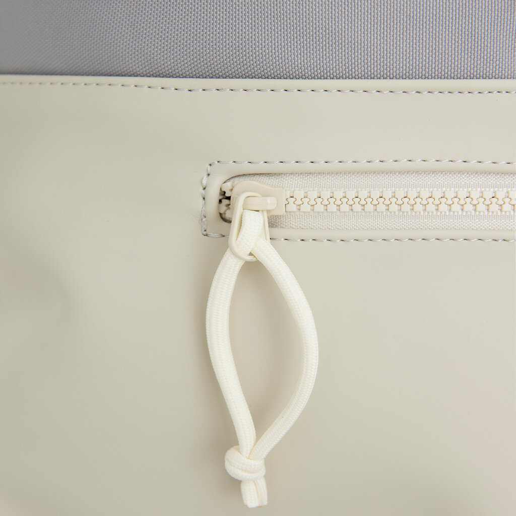 New Rebels New Rebels Ferron New York Rolltop Backpack 16L Beige