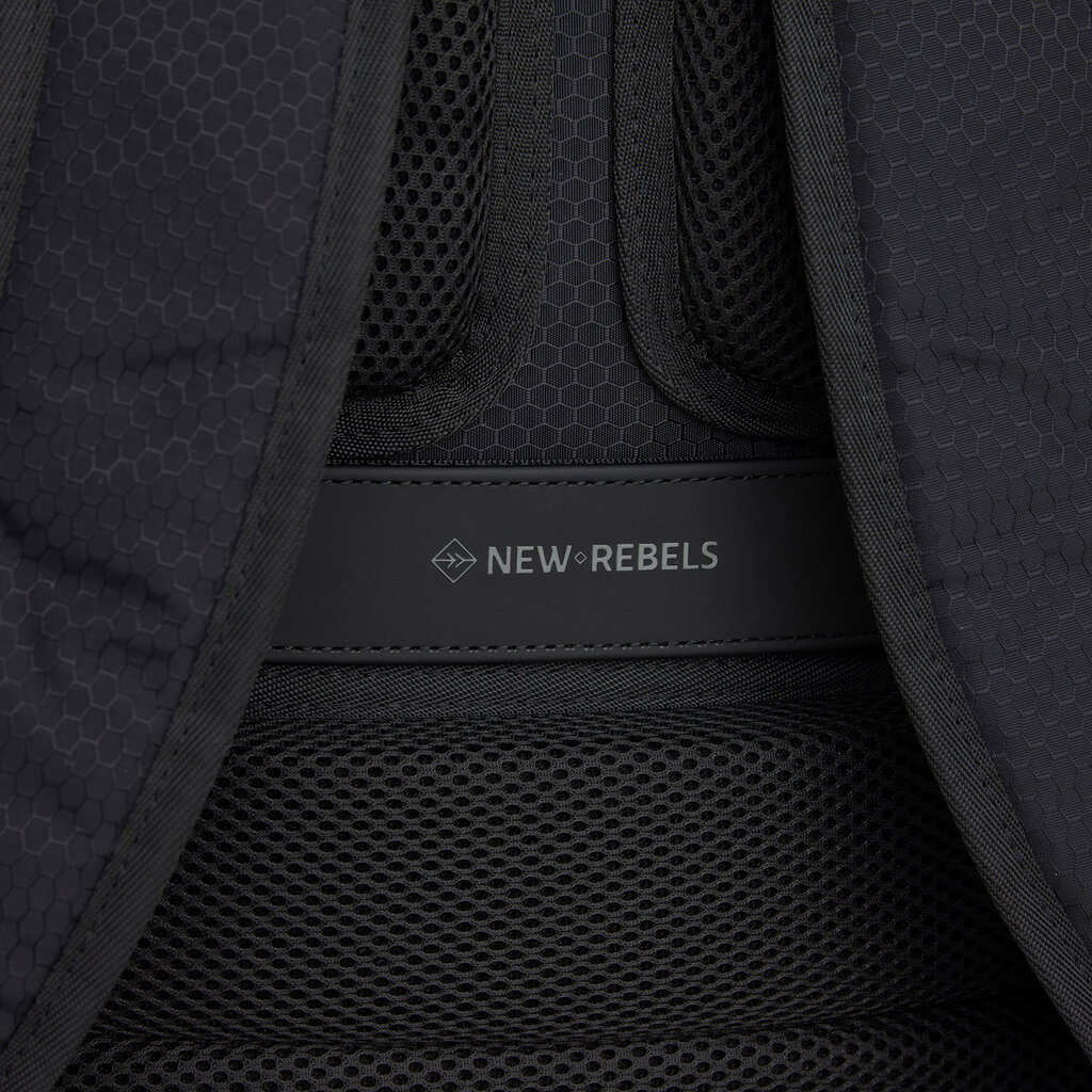 New Rebels New Rebels Trondheim Rugzak – Laptop Rugtas 15,6 inch – Schooltas & Werktas – Waterafstotend – 18L – Nylon/PU – Zwart