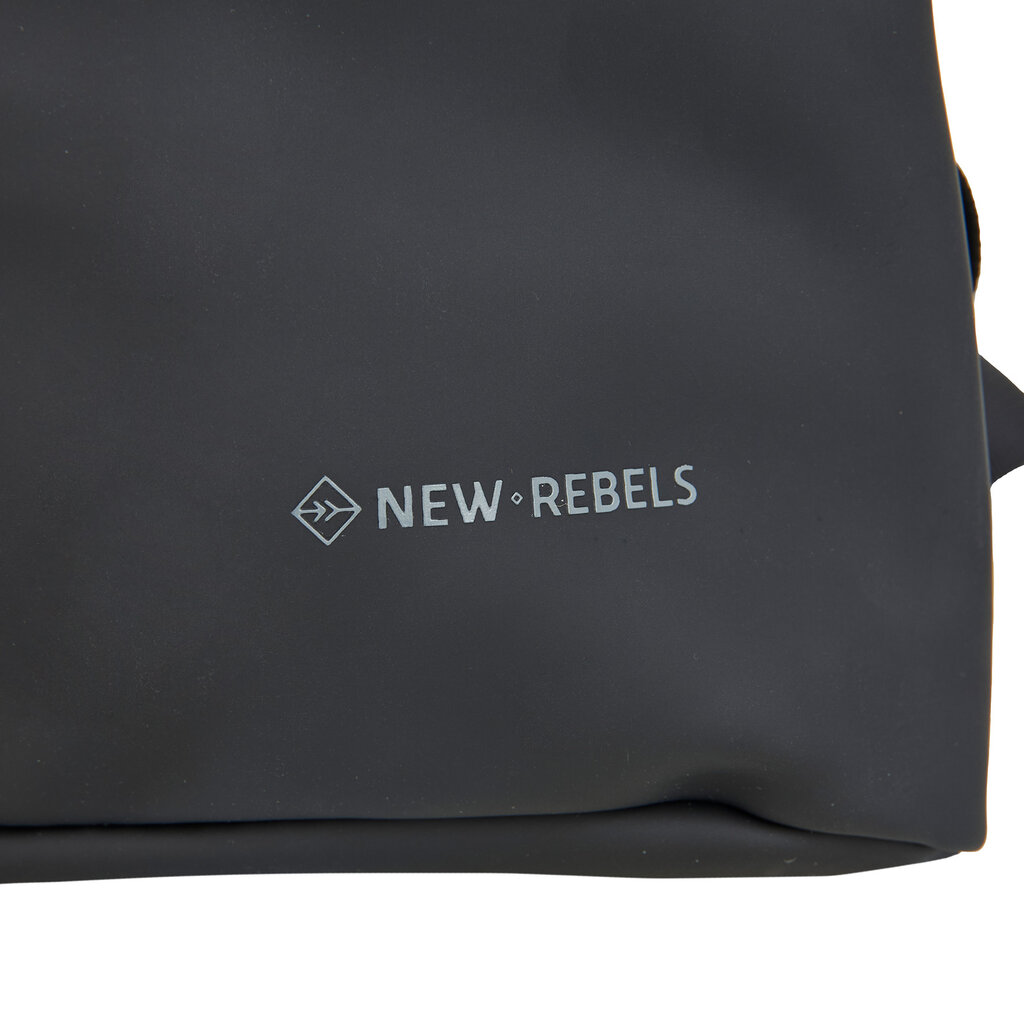 New Rebels New Rebels Backham Los Angeles Schwarz 7L Rolltop Rucksack Wasserabweisend