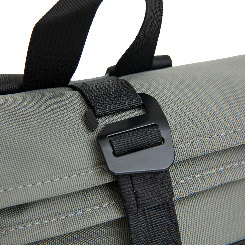 New Rebels New Rebels Backham Los Angeles Zwart 7L Rolltop Rugzak Waterafstotend