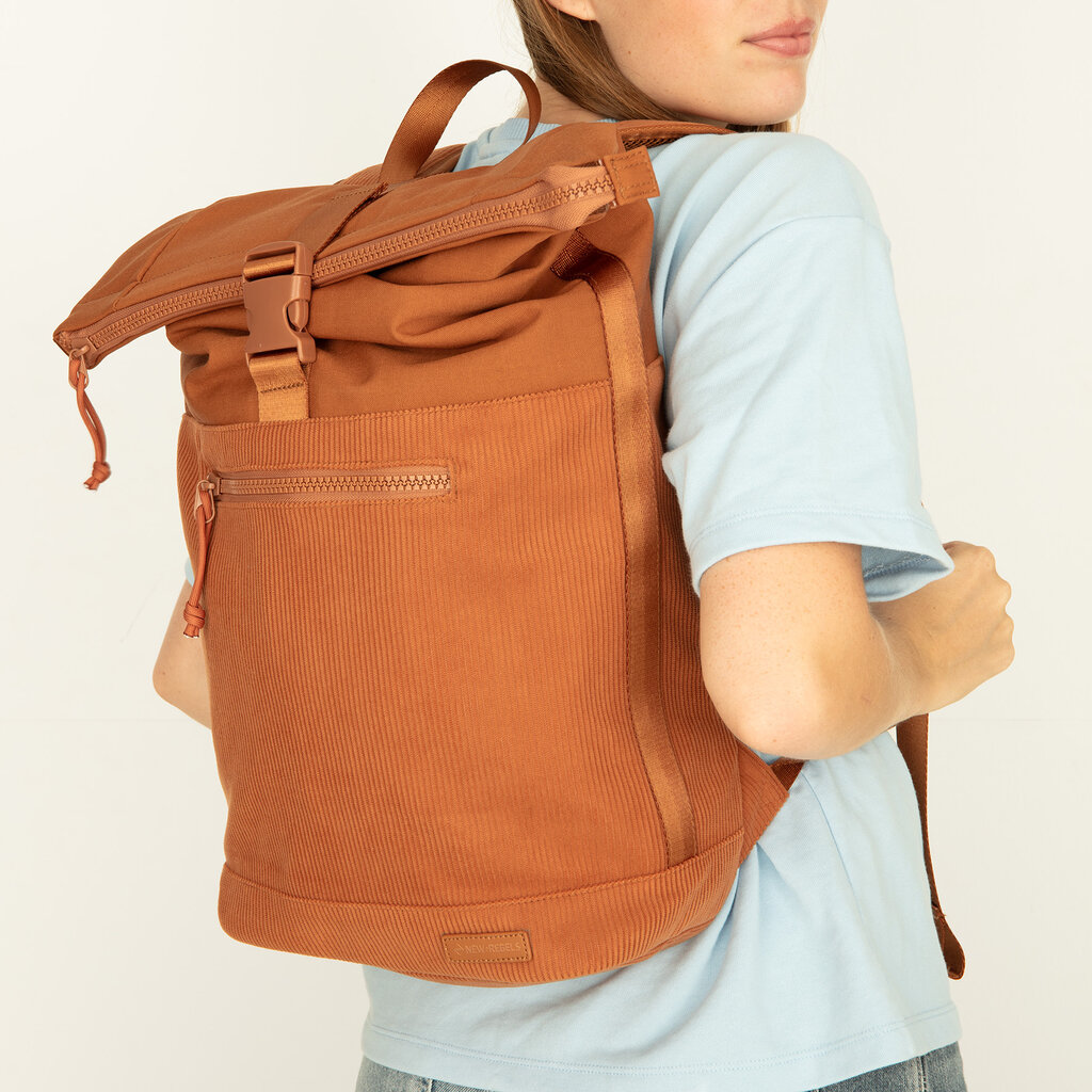 New Rebels New Rebels New York Ribbi Rolltop Backpack 17-21L School Bag & Work Bag Ribbed Fabric Laptop Backpack 15.6 inch coffee brown