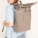 New Rebels New Rebels New York Ribbi Rolltop Rugzak 17-21L Schooltas & Werktas Ribstof Laptop Rugtas 15.6 inch Taupe