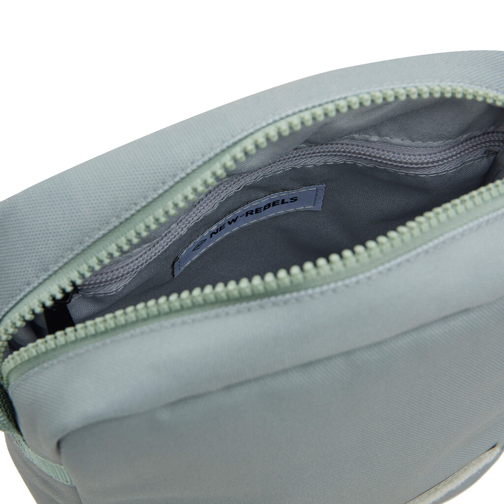 New Rebels New Rebels Valor Cincinnati Flapover Sage Green – Waterproof Shoulder Bag – 2.9 L