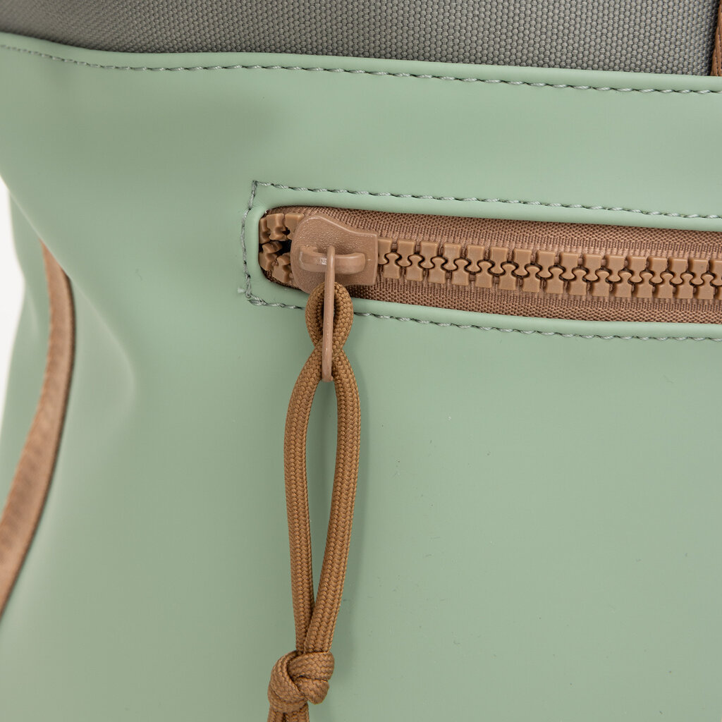 New Rebels New Rebels Ferron New York Rolltop Rucksack 16L  Schulrucksack / Arbeitsrucksack mit LaptopfachSage Grün