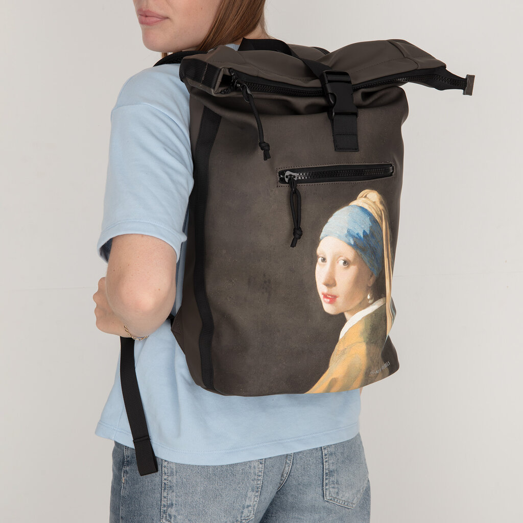 New Rebels New Rebels Mart Arts – New York „Das Mädchen mit dem Perlenohrring“ Rolltop Rucksack 16L | Johannes Vermeer Wasserabweisend Backpack