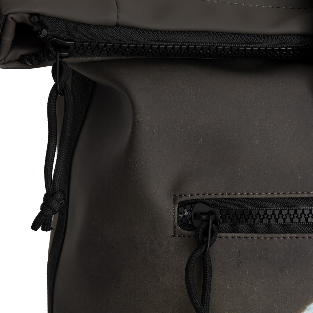 New Rebels New Rebels Mart Arts – New York „Das Mädchen mit dem Perlenohrring“ Rolltop Rucksack 16L | Johannes Vermeer Wasserabweisend Backpack