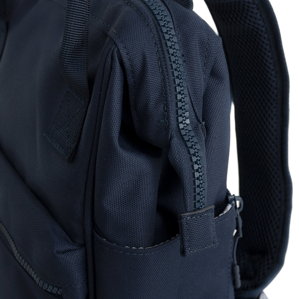 New Rebels New Rebels Valor Weverly School / Arbeitstasche Rucksack – 9,5 l – Robustes 900D-Polyester – 4 Fächer Laptopfach 14” – Wasserabweisend Velvet Navy