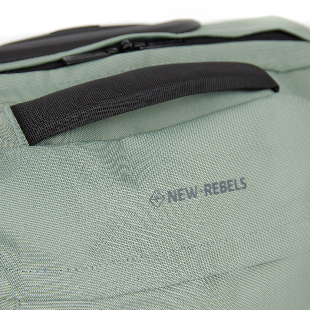 New Rebels New Rebels Gassaway Trolley 35L Robuster, Leichter Reisekoffer mit Doppelrollen – Salbeigrün