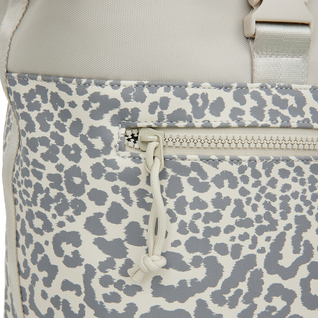 New Rebels New Rebels Urban Leopard New York Beige 21L Rolltop Rugzak Werktas Schooltas Waterafstotend Laptop 15.6”