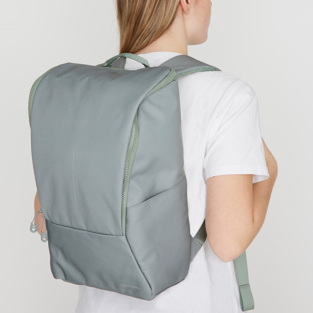 New Rebels New Rebels Valor Westerly Backpack Rugzak 14L Schooltas Werktas Laptop 14 inch PU Polyester Salie Groen