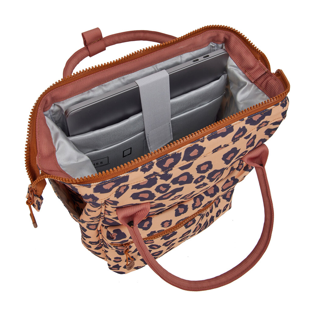 New Rebels New Rebels Valor Weverly School / Werktas Rugzak - 9,5L – Stevig 900D Polyester - 4 Compartimenten Laptopvak 14” - Waterafstotend Leo