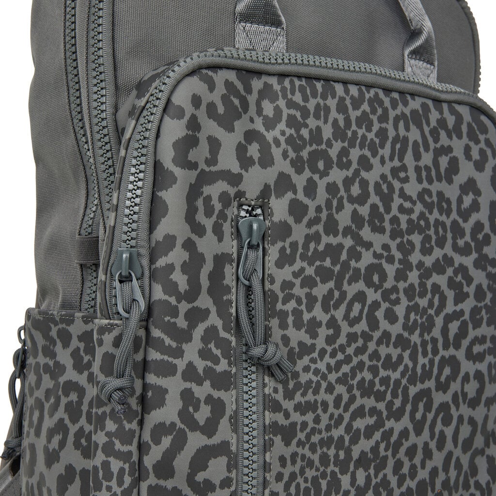 New Rebels New Rebels Urban Milwaukee Backpack 19L Water Repellent Laptop Backpack 15.6 Inch Work Backpack School Backpack