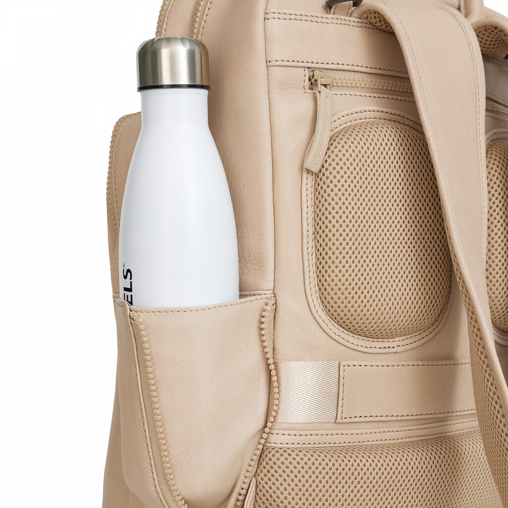 New Rebels New Rebels Obsidian Milwaukee Beige Leder Laptoprucksack 15,6 Zoll Premium Business Rucksack Arbeitsrucksack Schulrucksack 18 Liter Echtleder