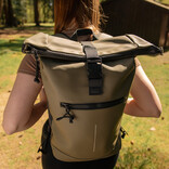New Rebels New Rebels Mart New York Olive Grün 21L Rucksack Rolltop Wasserabweisend Laptop 15.6"