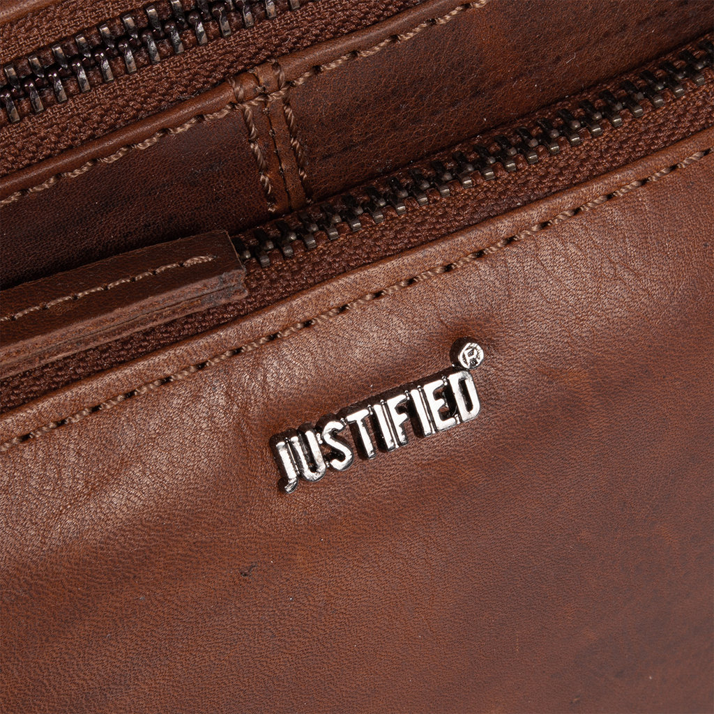 Justified Bags®  Nynke Medium Front Pocket - Leren Schoudertas Bruin