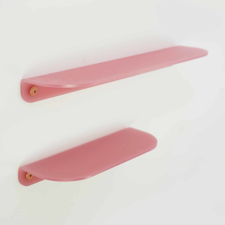 Studio Harm&Elke Acryl wall shelf M Pink