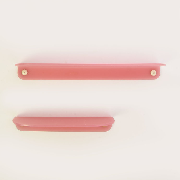 Studio Harm&Elke Acryl wall shelf M Pink