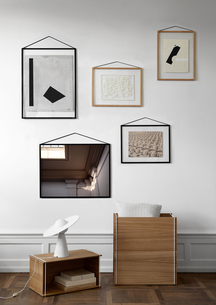 Moebe Moebe frame 40x50 cm OAK