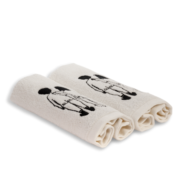 helen b Guest towel Naked couple back