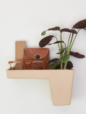 Studio Harm&Elke Wandplank met bakje L zand