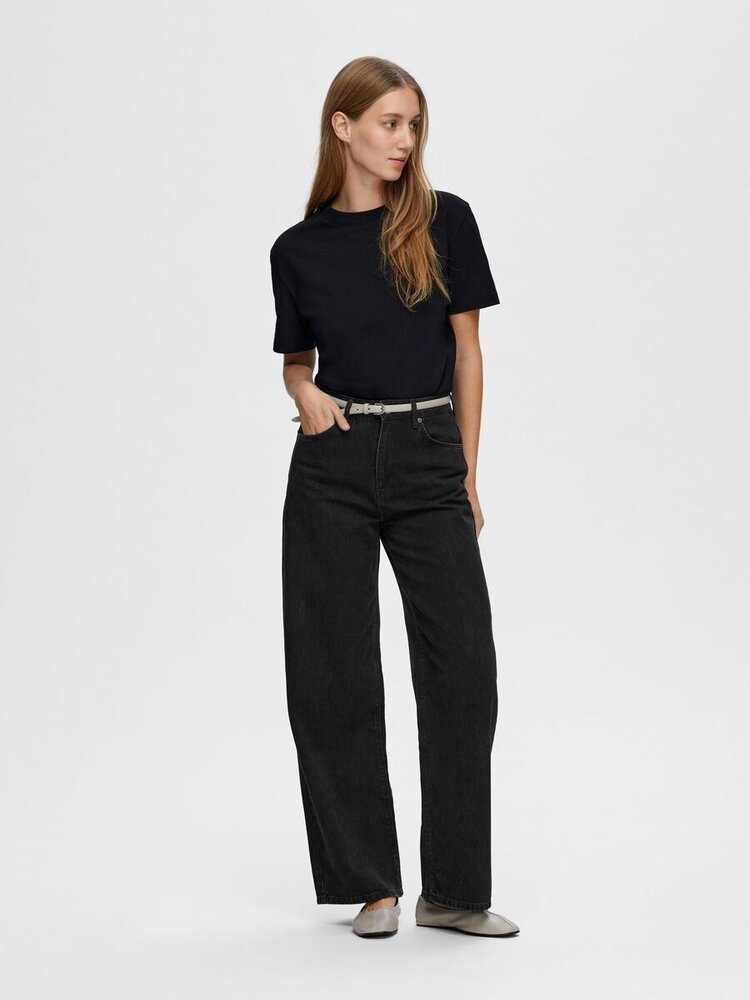 Selected Femme SLFESSENTIAL SS BOXY TEE Black