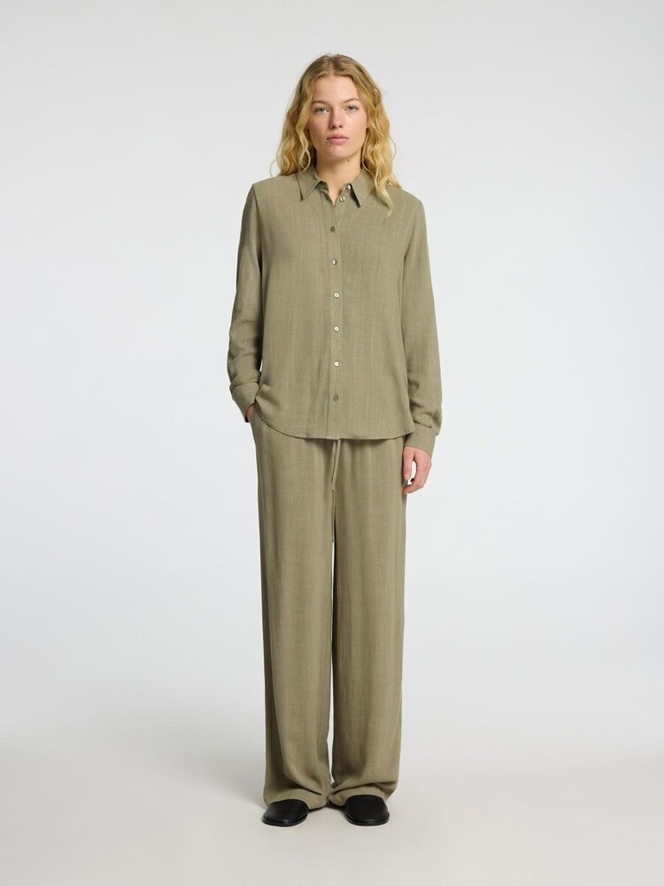 Selected Femme SLFVIVA-GULIA HW LONG SUN PANT Vetiver