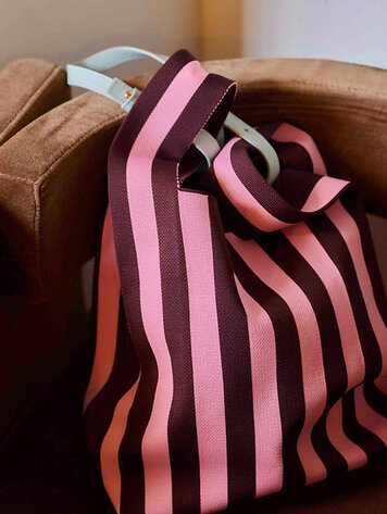 Market bag Knitted stripes Chocolate + Bubblegum