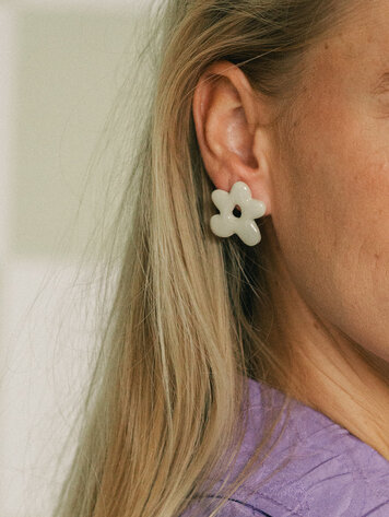 Van Schaaijk Studio Oorbellen The Clay Collection Flora Ivory