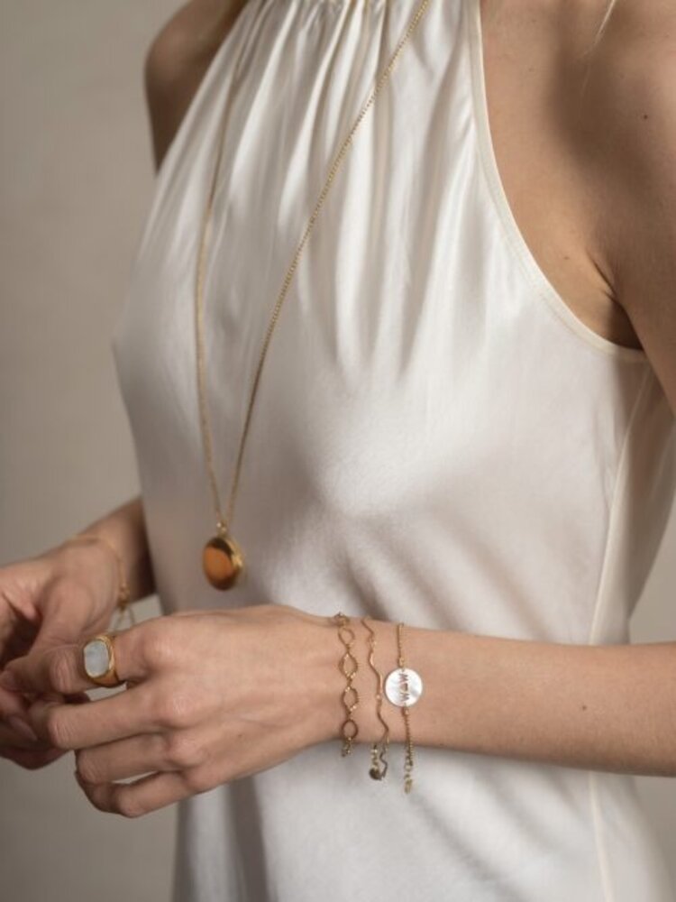 Ellen Beekmans Armband met bewerkte ovale schakel Goud