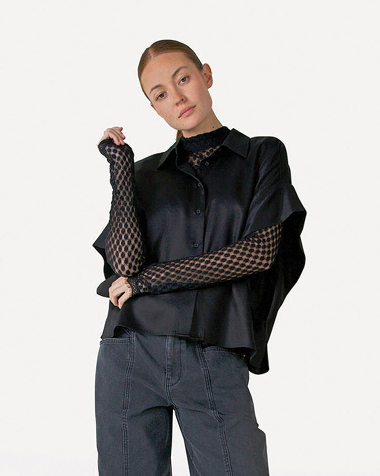 Another-Label Depew top l/s Black