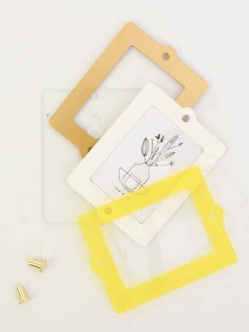 Studio Harm&Elke Frame Wall Square L Yellow / Gold