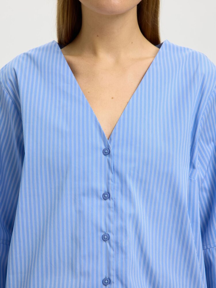 Selected SLFBEA 3/4 V NECK SHIRT  Dusty blue Stripe