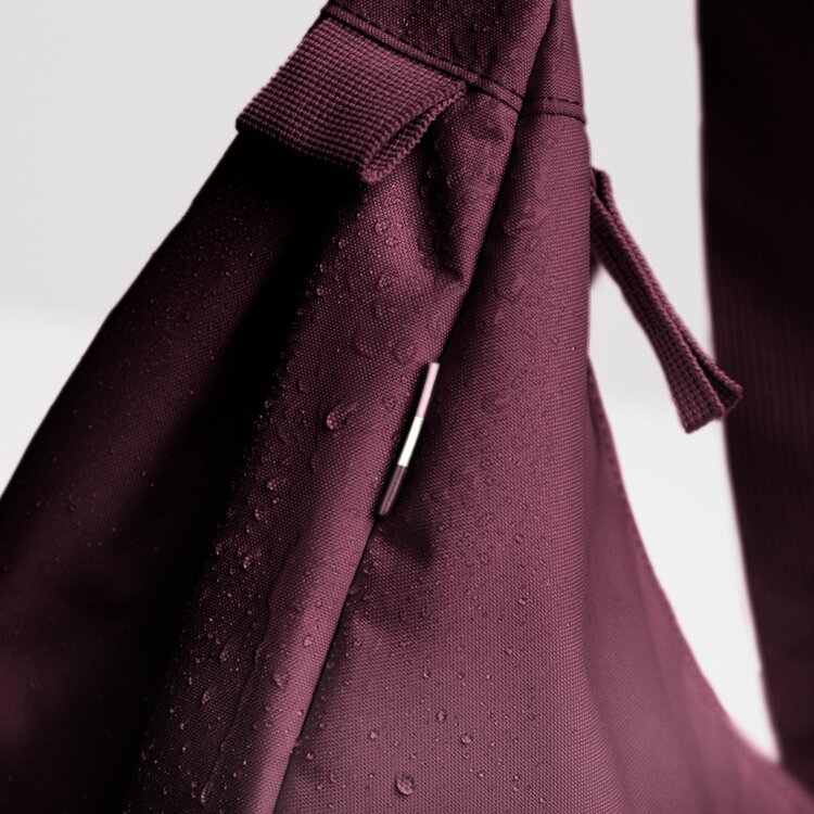 GOT BAG Moon Bag Large Monochrome Kraken