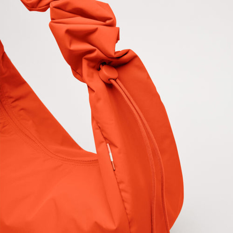 GOT BAG Moon Bag Ruffle Hot Coral